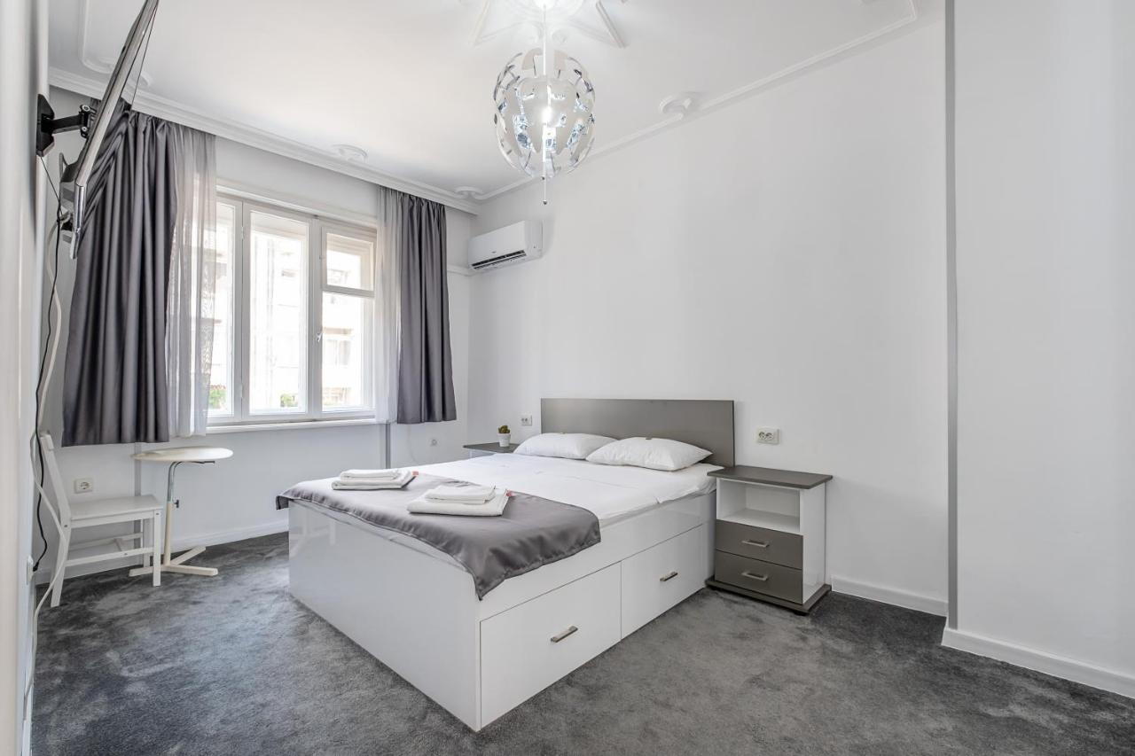 Jazz & Wine - Luxury Apartment By The Sea & Parking & Hbo & Netflix Varna Extérieur photo